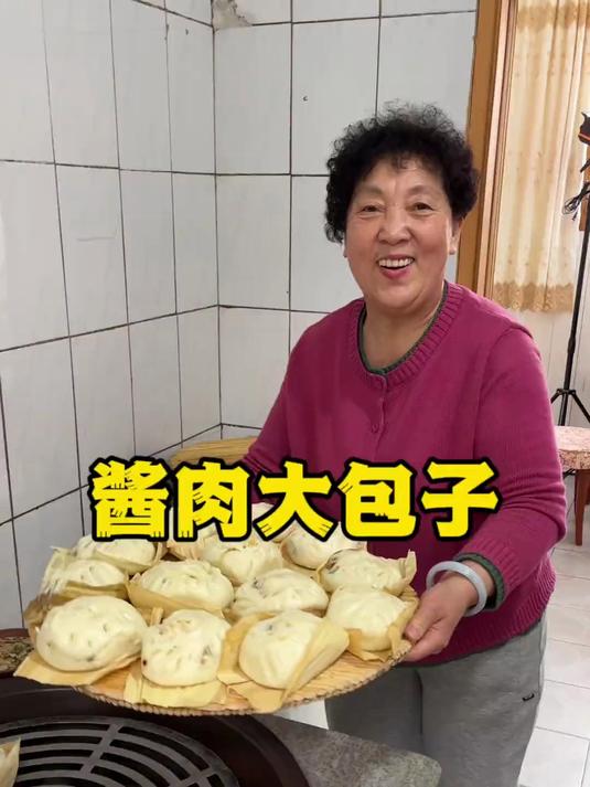 妈妈做的饭菜,对孩子来说是美味的佳肴,这不仅是味蕾的享受