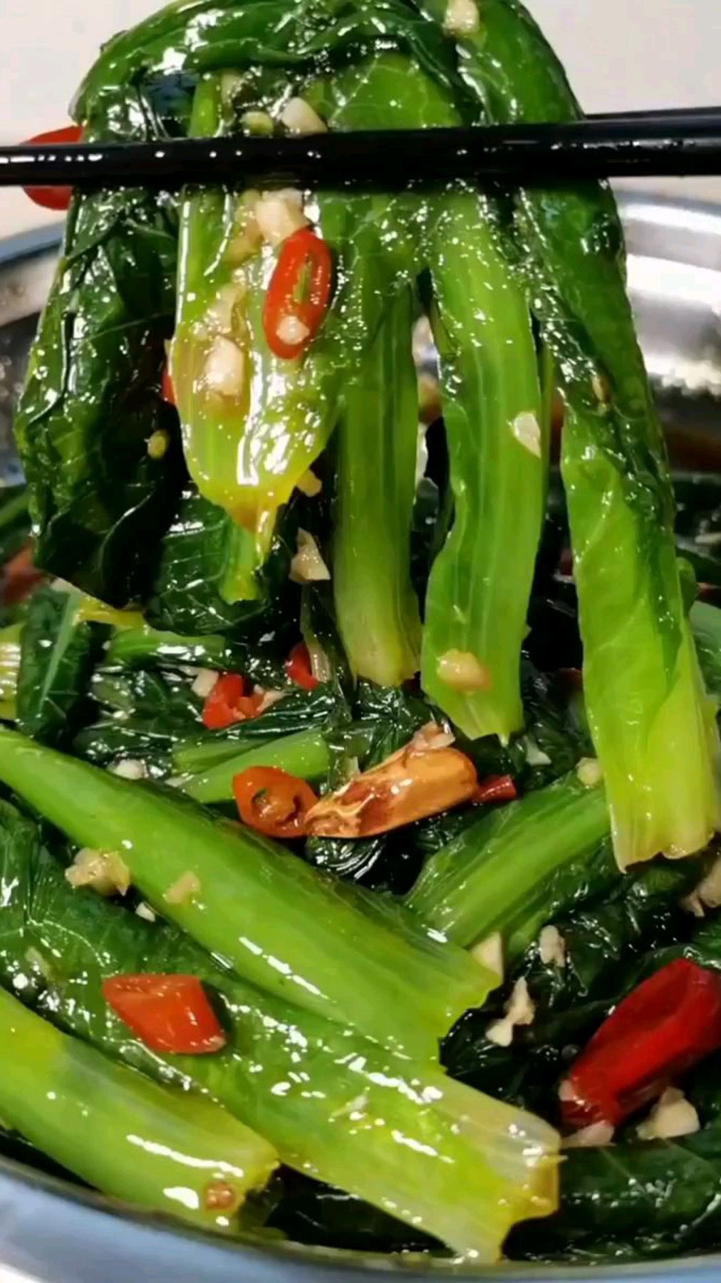 凉拌油麦菜的简单做法,非常适合你的口味