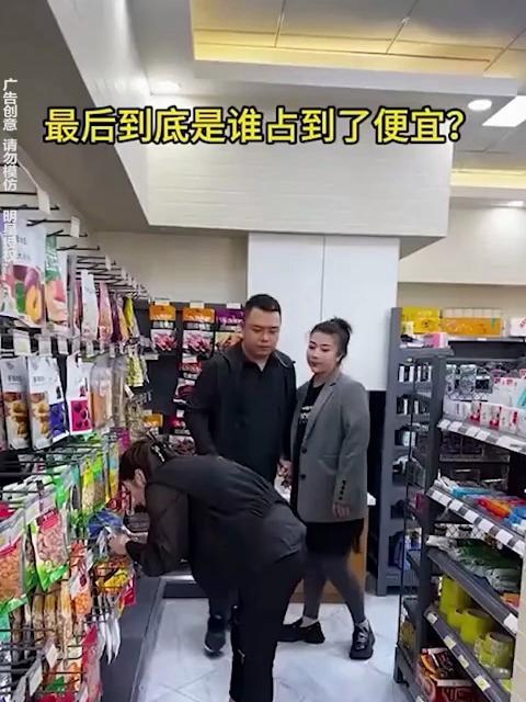 挂烫机的工作原理是什么?挂烫机主要是利用蒸汽熨烫衣物