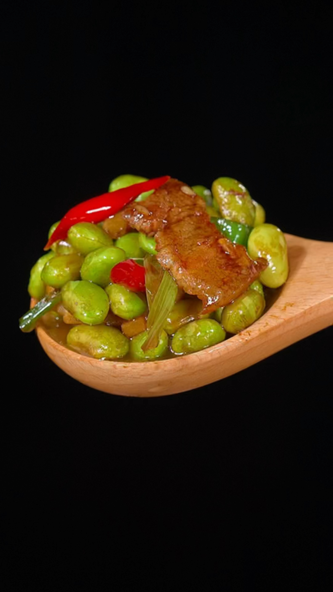 毛豆炒肉这样做,好吃下饭还简单,三锅米饭都不够吃