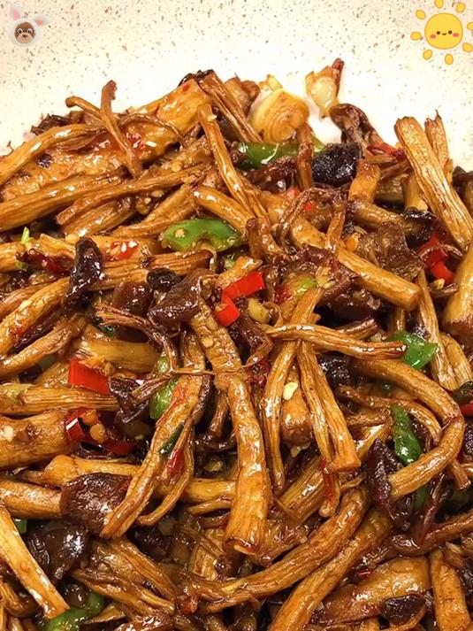 平时鸡鸭鱼肉吃多了可以尝尝茶树菇 家常菜_ 茶树菇_ 菌菇