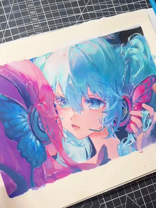 最近用丙烯马克笔画的一些画,初音未来临摹