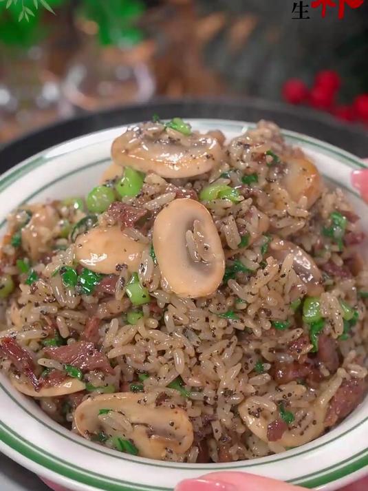一碗剩米饭,做出来的黑松露牛肉炒饭,儿子说比西餐厅的还好吃