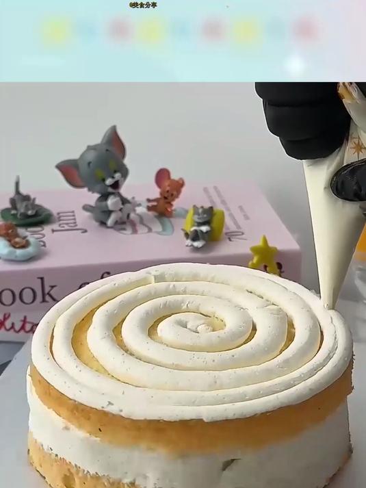 沉浸式做猫和老鼠口味蛋糕～芒果椰香糯米组合真的绝！