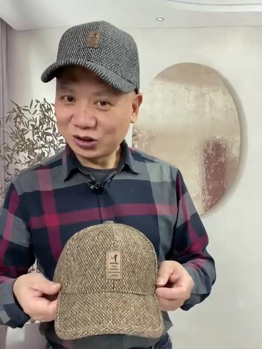 秋冬爸爸护耳防风鸭舌帽,中老年保暖帽!