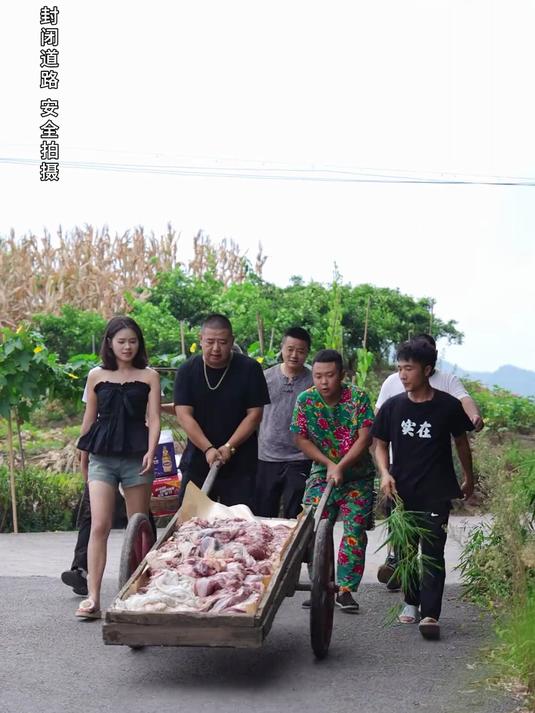 给三娃烧了一百斤黄牛肉，你们说管多少钱一斤合适？