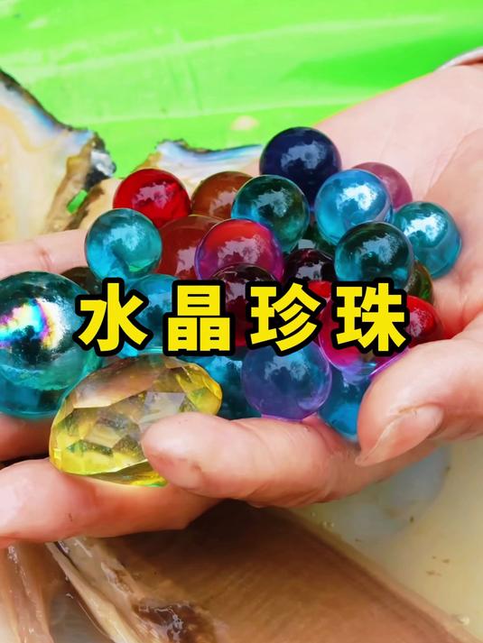 挑战为100位粉丝开河蚌,蚌肉里的水晶珍珠也太多了