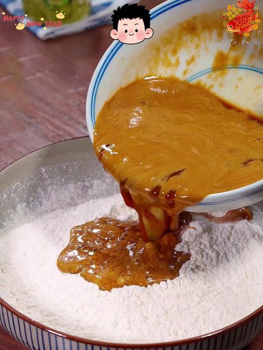 外面卖15块一块的红糖发糕，在家5块钱做一大盘，松软不粘牙，老人小孩都爱吃