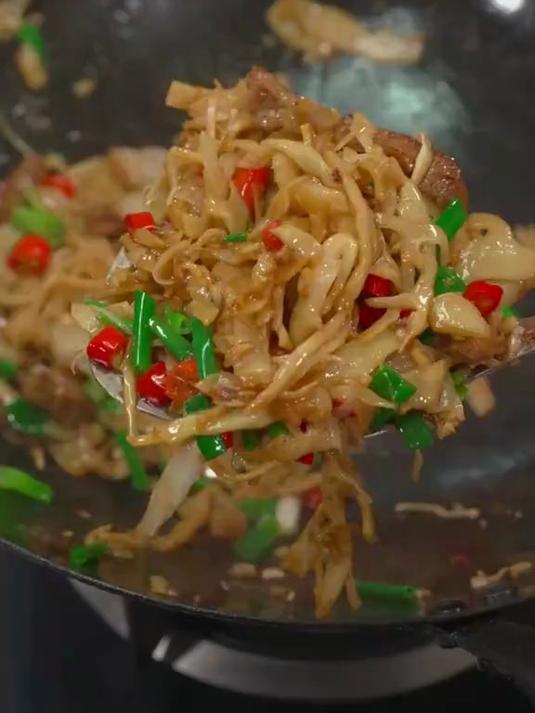 湖南地道炒肉,像我这样炒真的是太开胃太下饭了