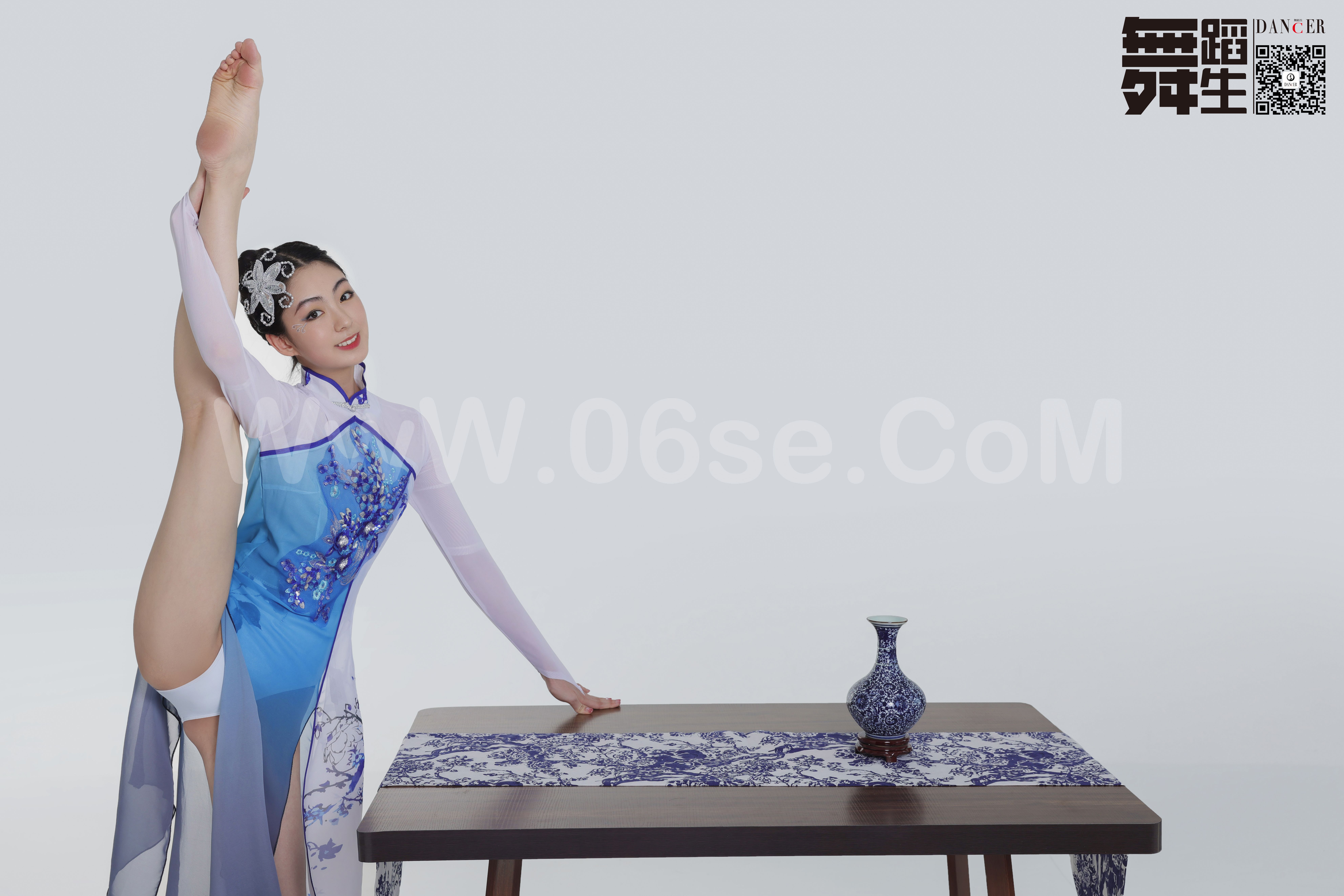 图片[40]-[GALLI嘉丽]舞蹈生日记 104 – 青花瓷 韩玉彤[43P／397MB]-六色网