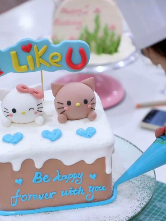 欧米奇翻糖蛋糕制作视频来啦!小猫造型超萌,每一步都像在造童话