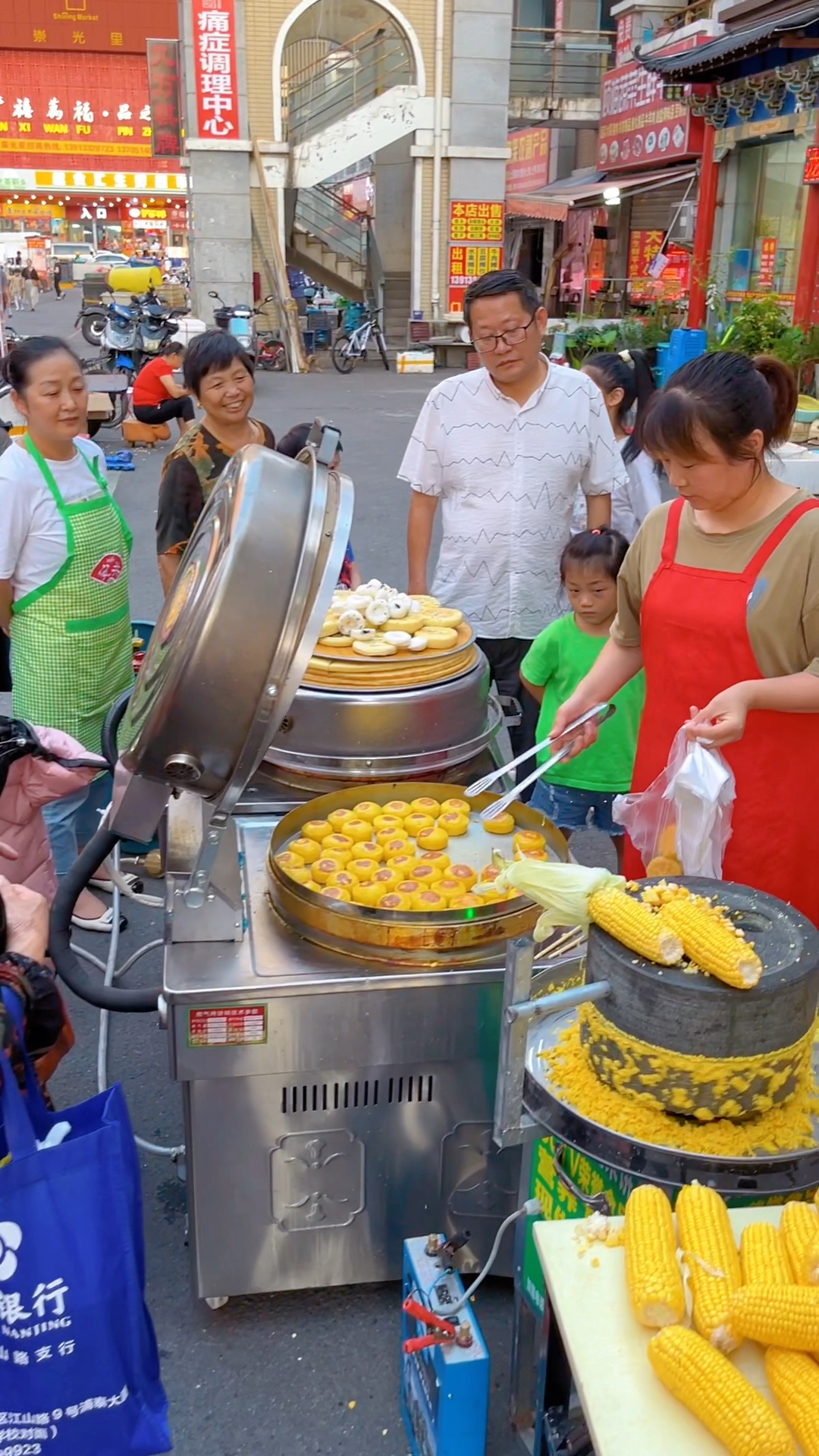 石磨黄金玉米饼,外酥里嫩,好吃又健康,在家就能动手做