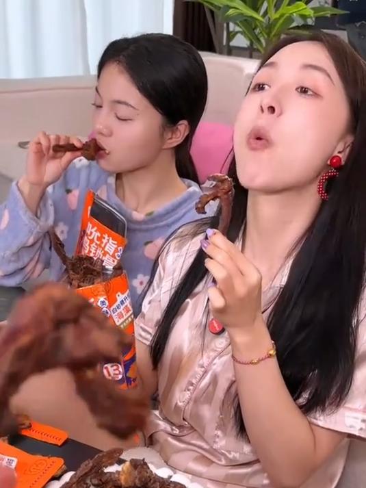 怎么会有人这么爱吃!