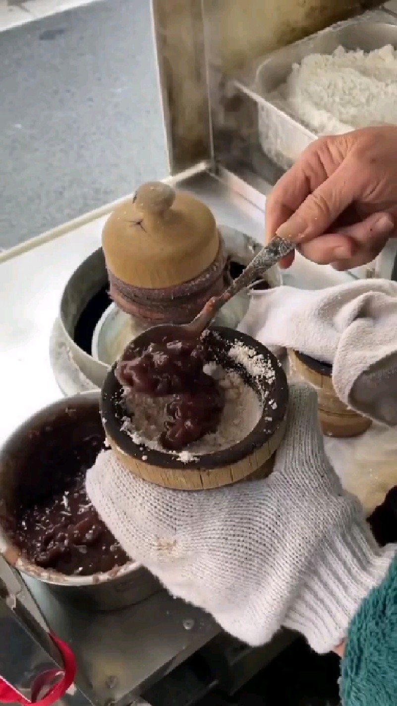 地方传统美食蒸儿糕