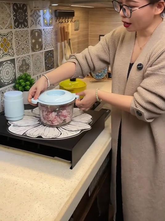 家用美的绞肉机,一机多用绞肉搅馅,适配家庭日常烹饪,使用便捷