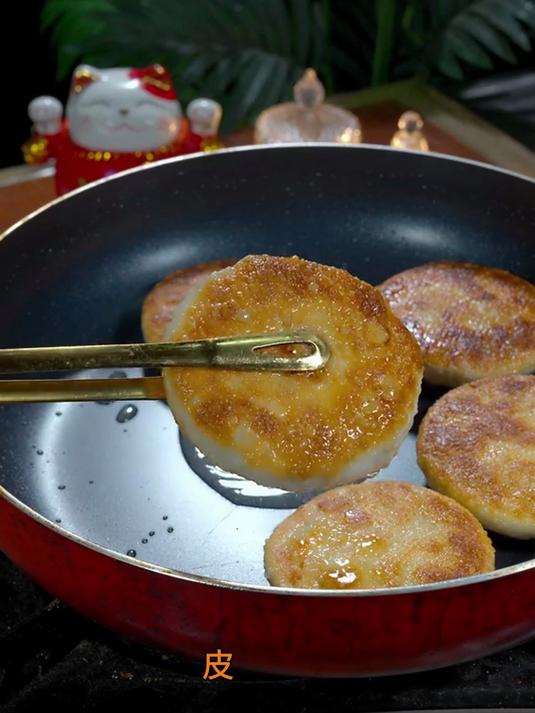 别错过!黑椒牛肉煎饼,一口咬出满满惊喜!