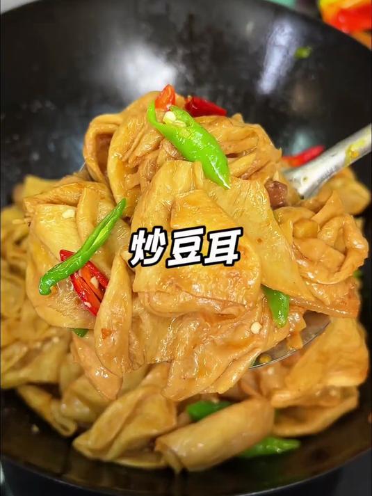 咱们做红烧肉的时候,放几块这个进去,比肉还抢手