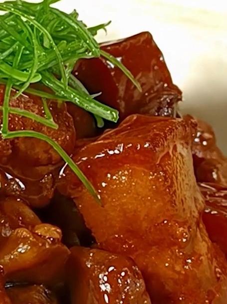 传统老菜板栗烧肉好吃大几个关注来了