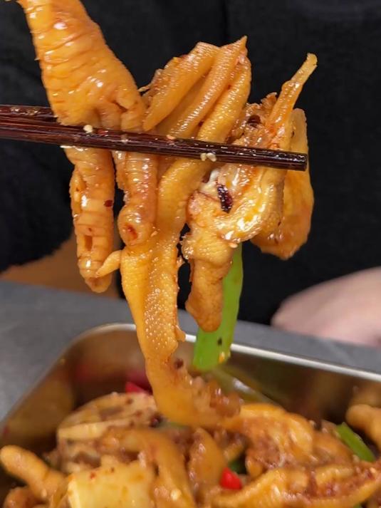 钵钵鸡大杂烩好吃的不得了