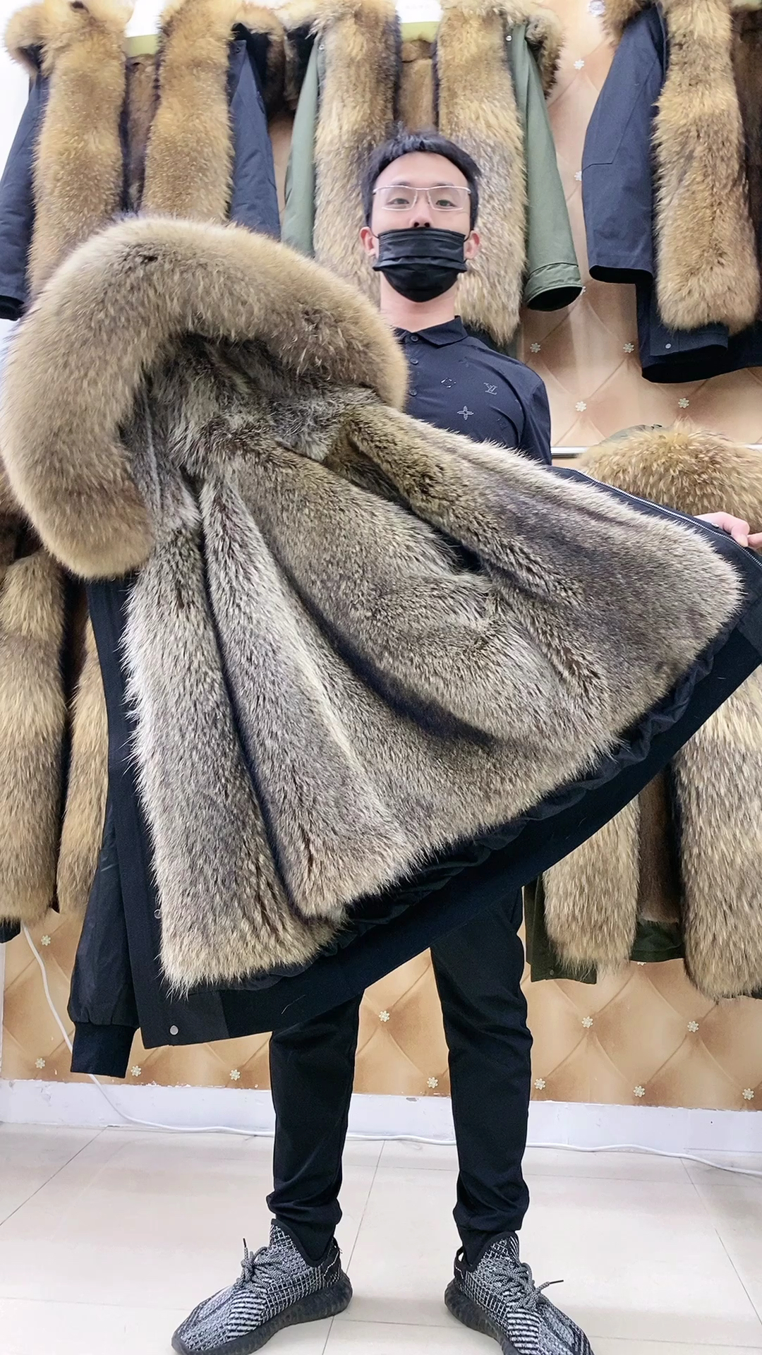 北美进口过来的小浣熊,做派克服内胆有些奢侈,但是超级保暖呀!