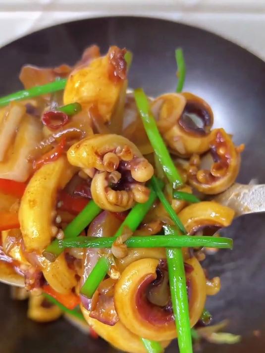 夜宵党狂喜!鱿鱼须弹韧够味,冷冻即食不用开火