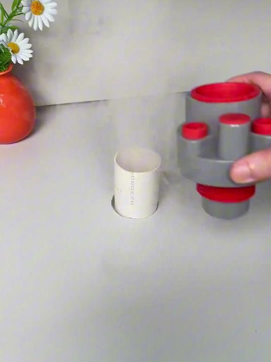 厨房安装完洗菜盆，一定不能直接让师傅把排水管插进下水管道