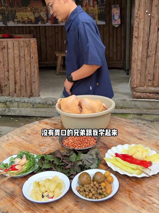 广西非遗柠檬捞鸭：青头鸭 + 香水柠檬，酸香开胃为何夏天必吃？