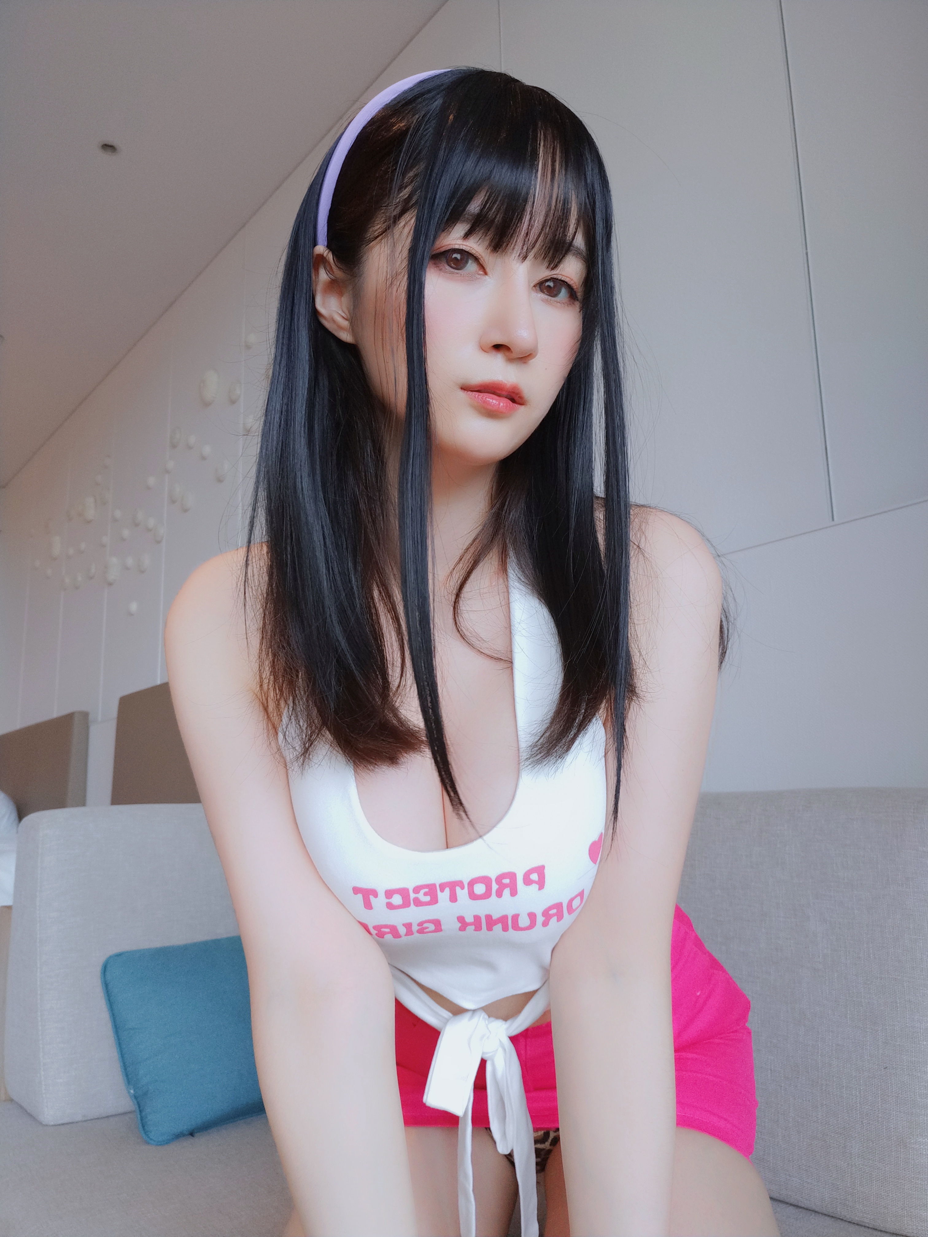 图片[3]-Coser小姐姐白银 NO.144 — 9月会员部分合集part 2 [55P+1V186M]-六色网