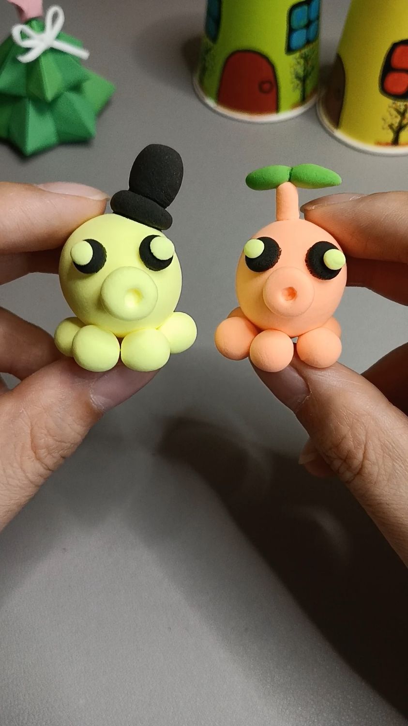 用粘土来和孩子做几只可爱的小章鱼吧!
