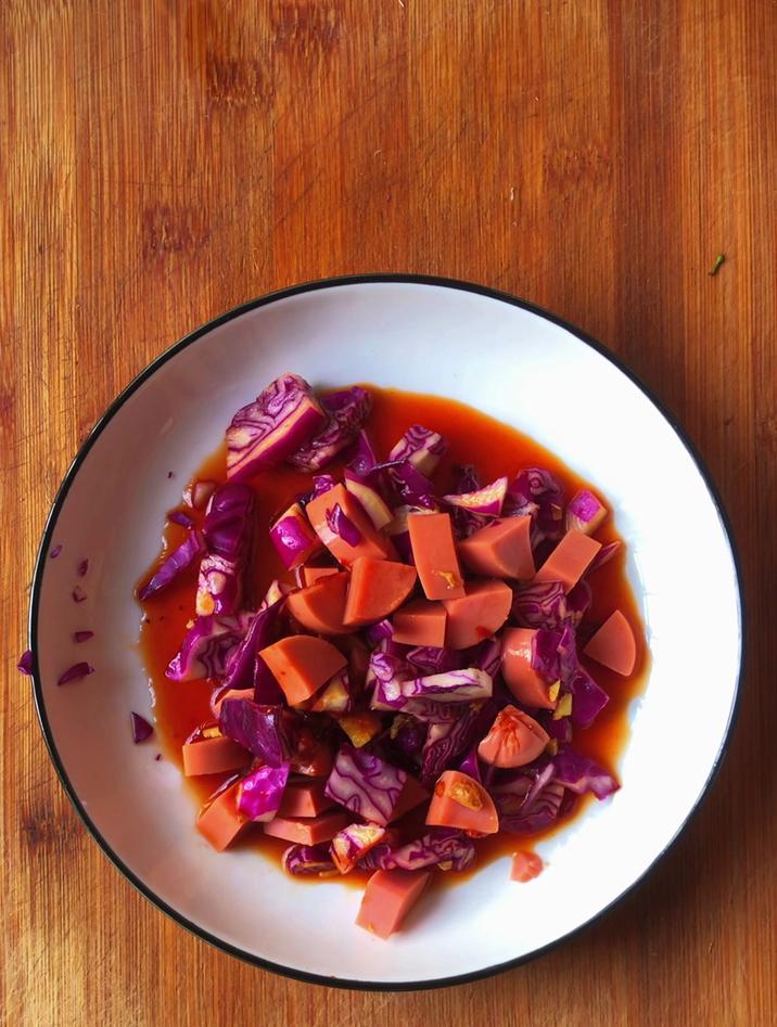 午餐肉最佳搭配蔬菜,当然是紫甘蓝