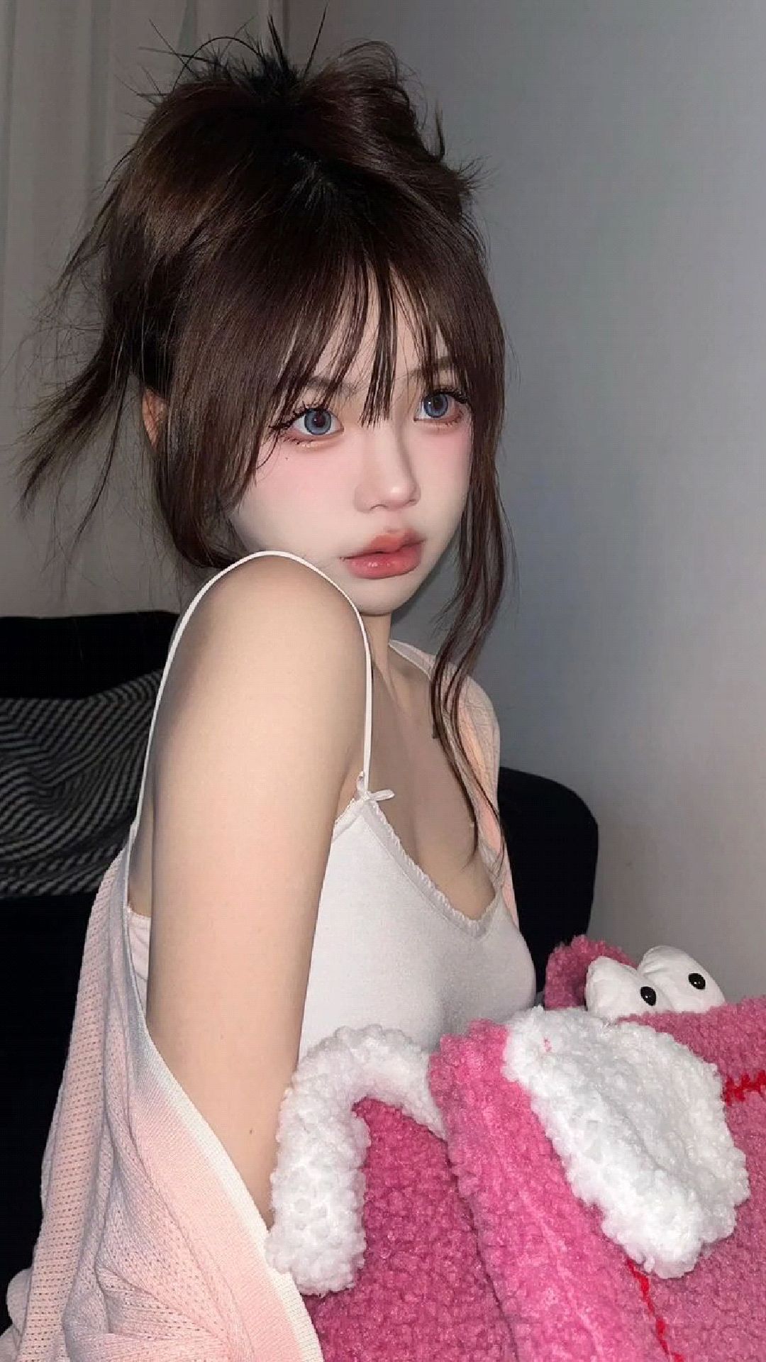 大鱼海棠里鼠婆说 :不要预设和别人共渡一生 就自然的相处 命运把你们带到哪里就到哪里