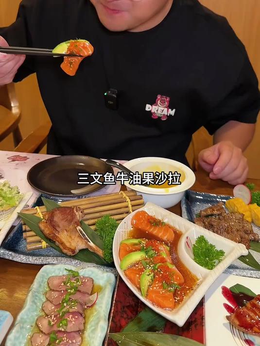 在哈尔滨400多块钱的自助餐都能吃到什么菜