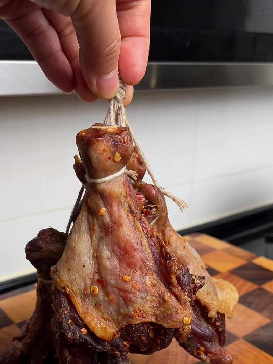 马上就到腊月了,腊鸡腿做起来!