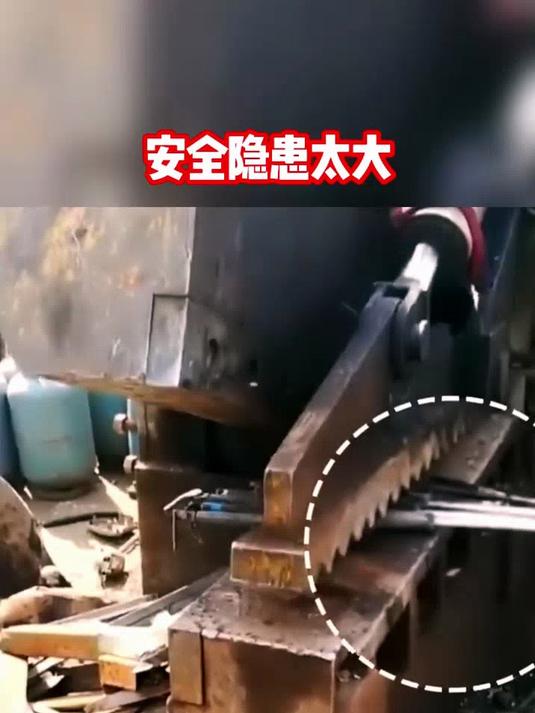街边高热量网红小吃难以抗拒_再三克制还是放弃坚持许久的减脂自律
