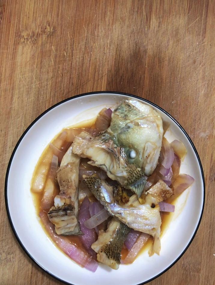 鲈鱼清蒸需要几分钟,大火蒸7分钟即可