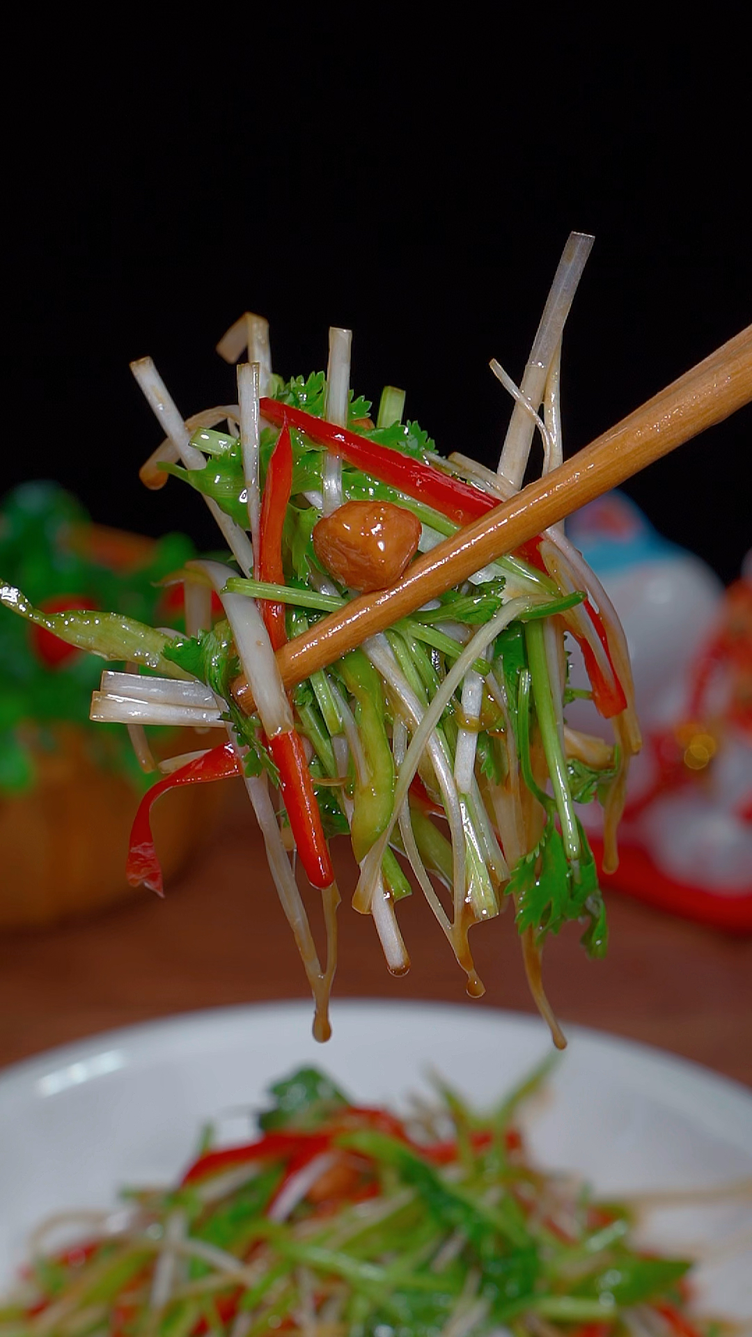 你可能没去过北京,但你你一定要试试这道老虎菜,做法简单清脆爽口还解腻