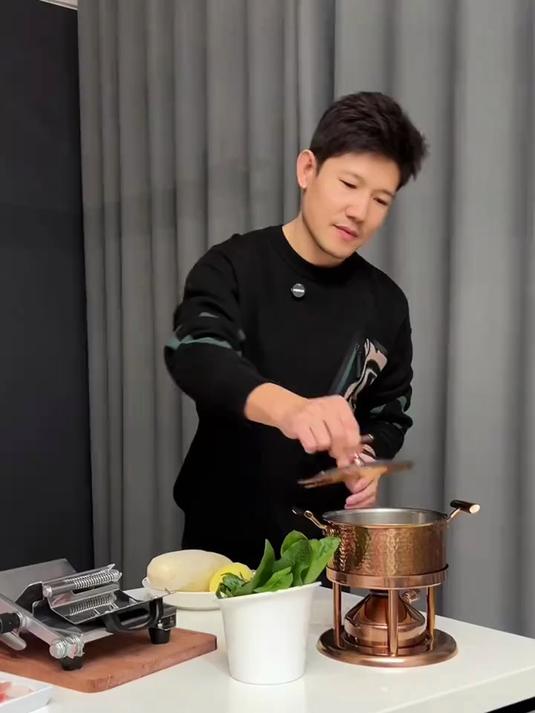 闺蜜安利的切肉神器！冻羊肉卷肥牛卷秒切！