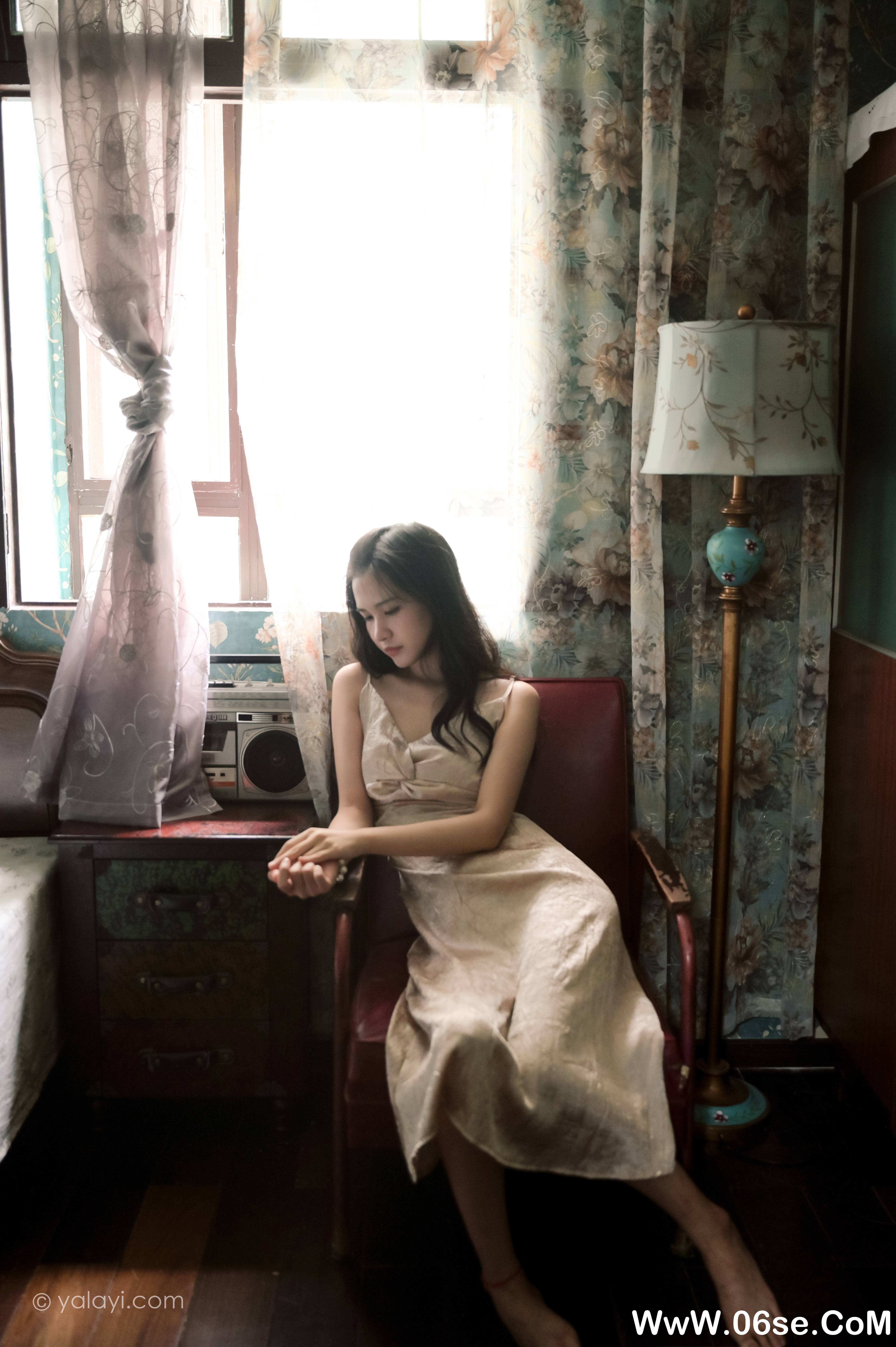 图片[4]-[YALAYI雅拉伊] 2020.07.29 NO.678 方岚《绿窗》[40P+1P470M]-六色网