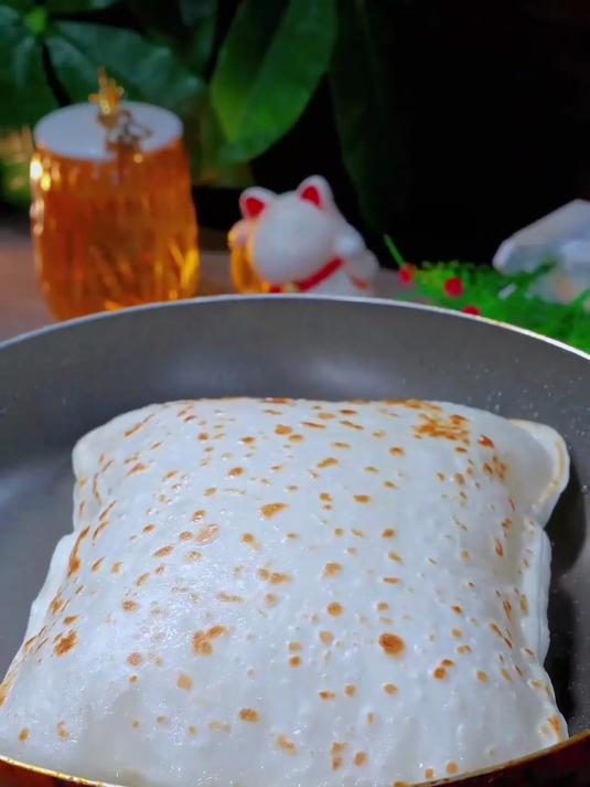 鸡蛋灌饼饼胚，不用揉面也能做得好