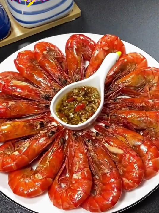 家人们冲鸭！超大黑虎虾，鲜到跺脚