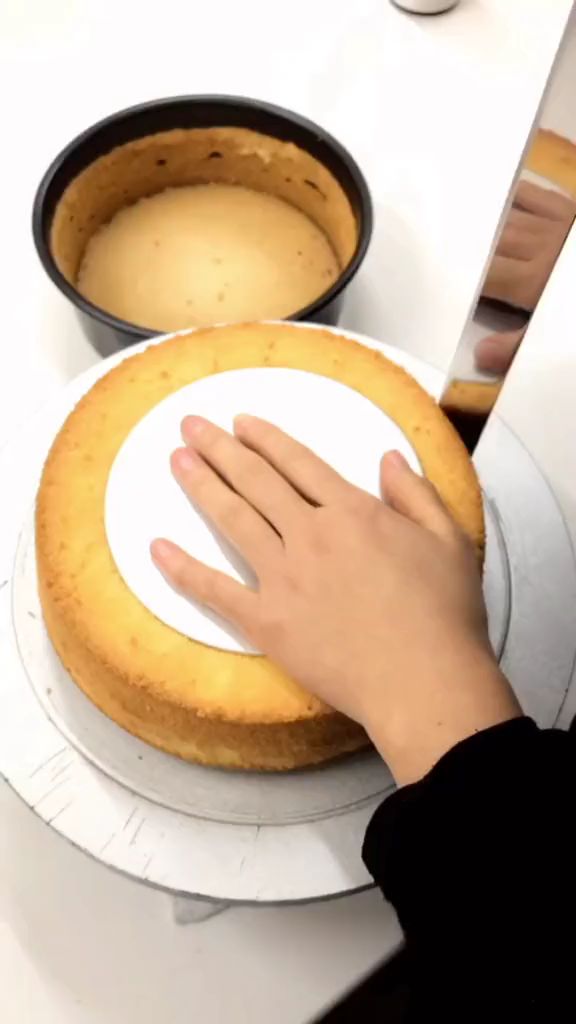 老人过大寿 寿桃形象蛋糕