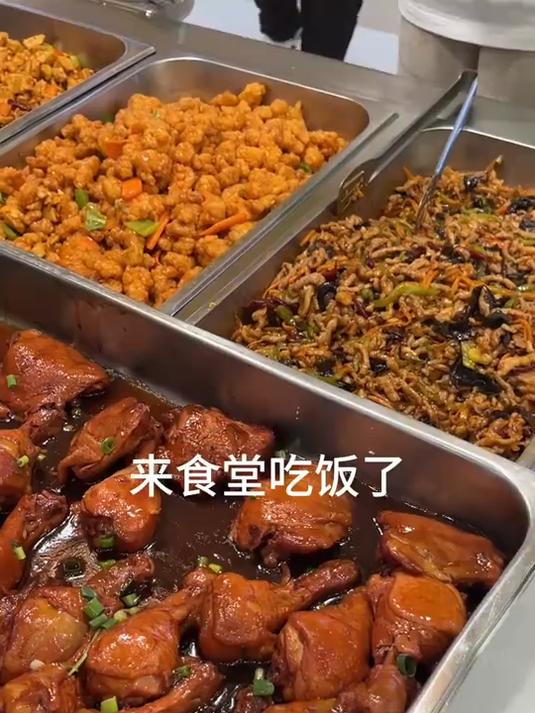 五食堂早餐好多小甜品