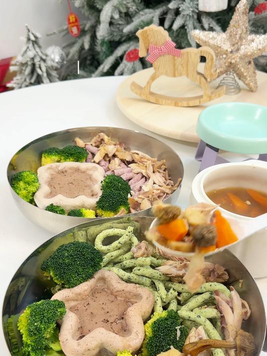 修勾套餐饭:鸡腿菌菇汤星星鲜肉饼