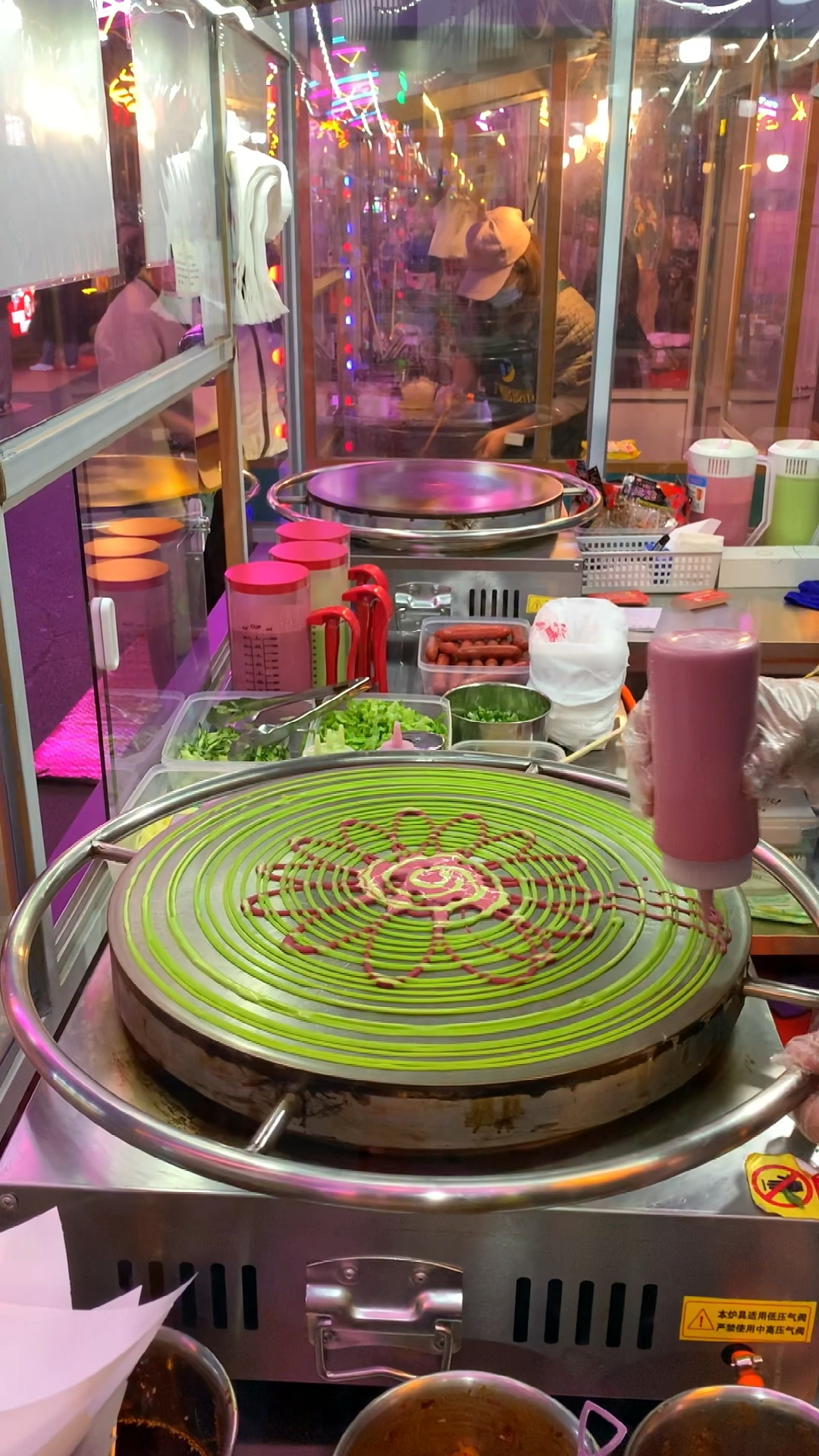 生活一地鸡毛的时候,捡起来,做成鸡毛掸子,然后鞭策生活,愿都能苦练72变,笑对81难