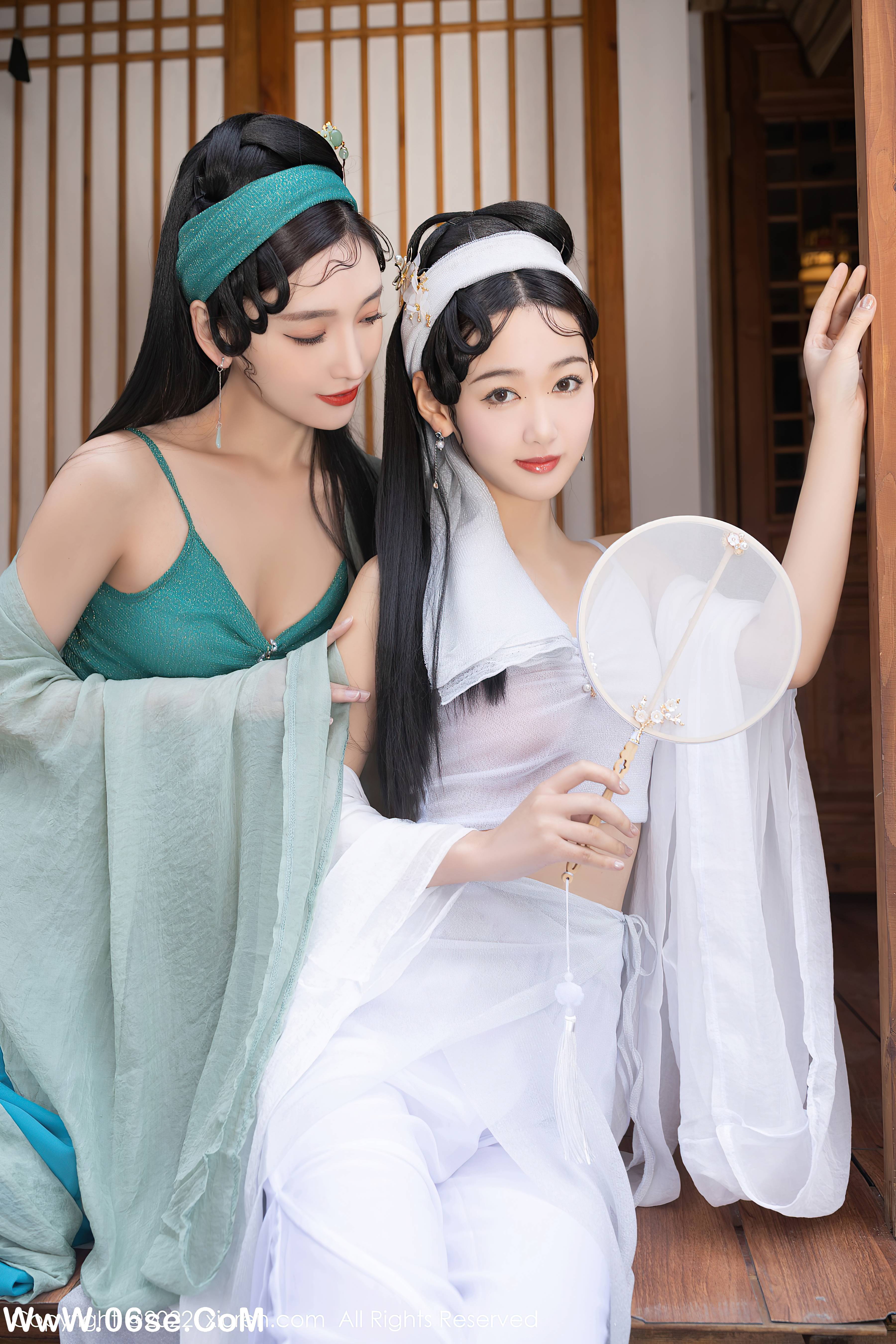 图片[89]-[XIUREN秀人网] 2022.04.29 NO.4952 模特合集[92+1P0.99G]-六色网