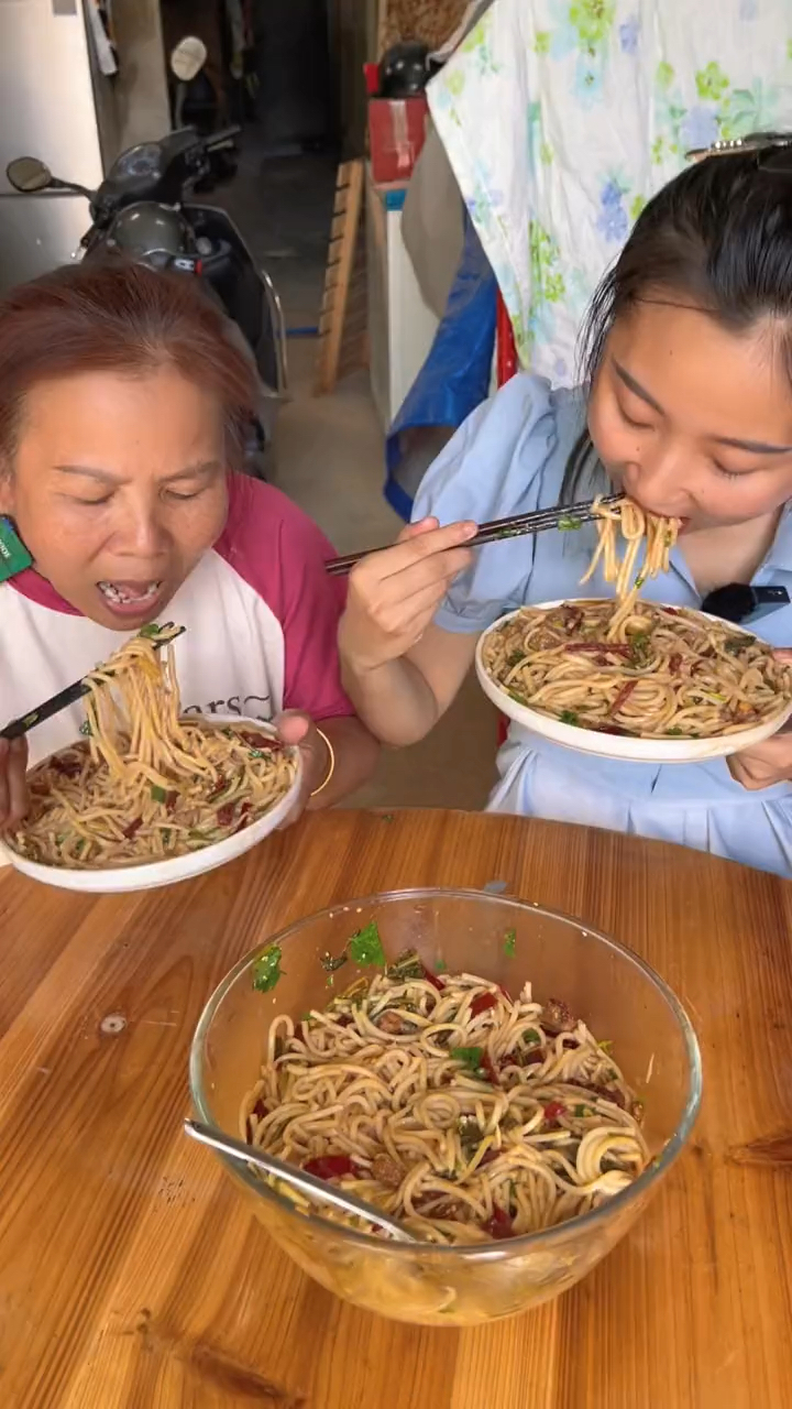 海南家庭版屯昌抱罗粉,海南粉多种多样,味道也不一样