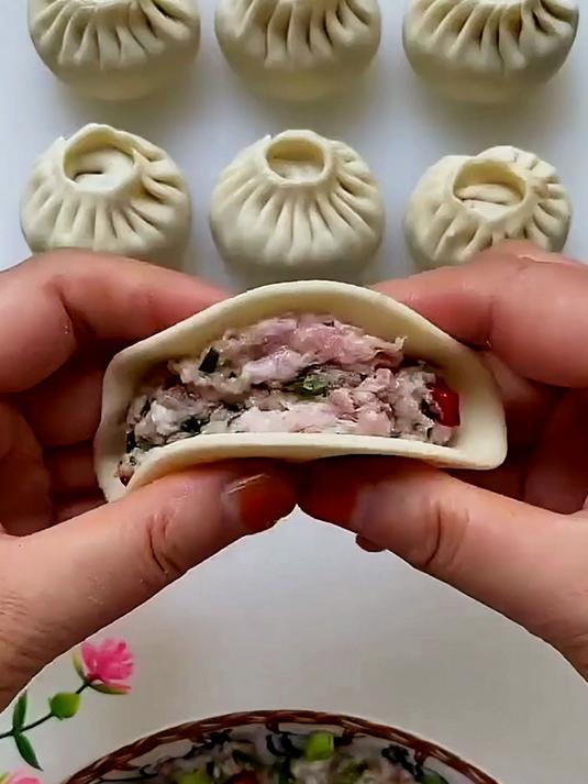 包子形状包的好看,食欲都会好点吃多几个