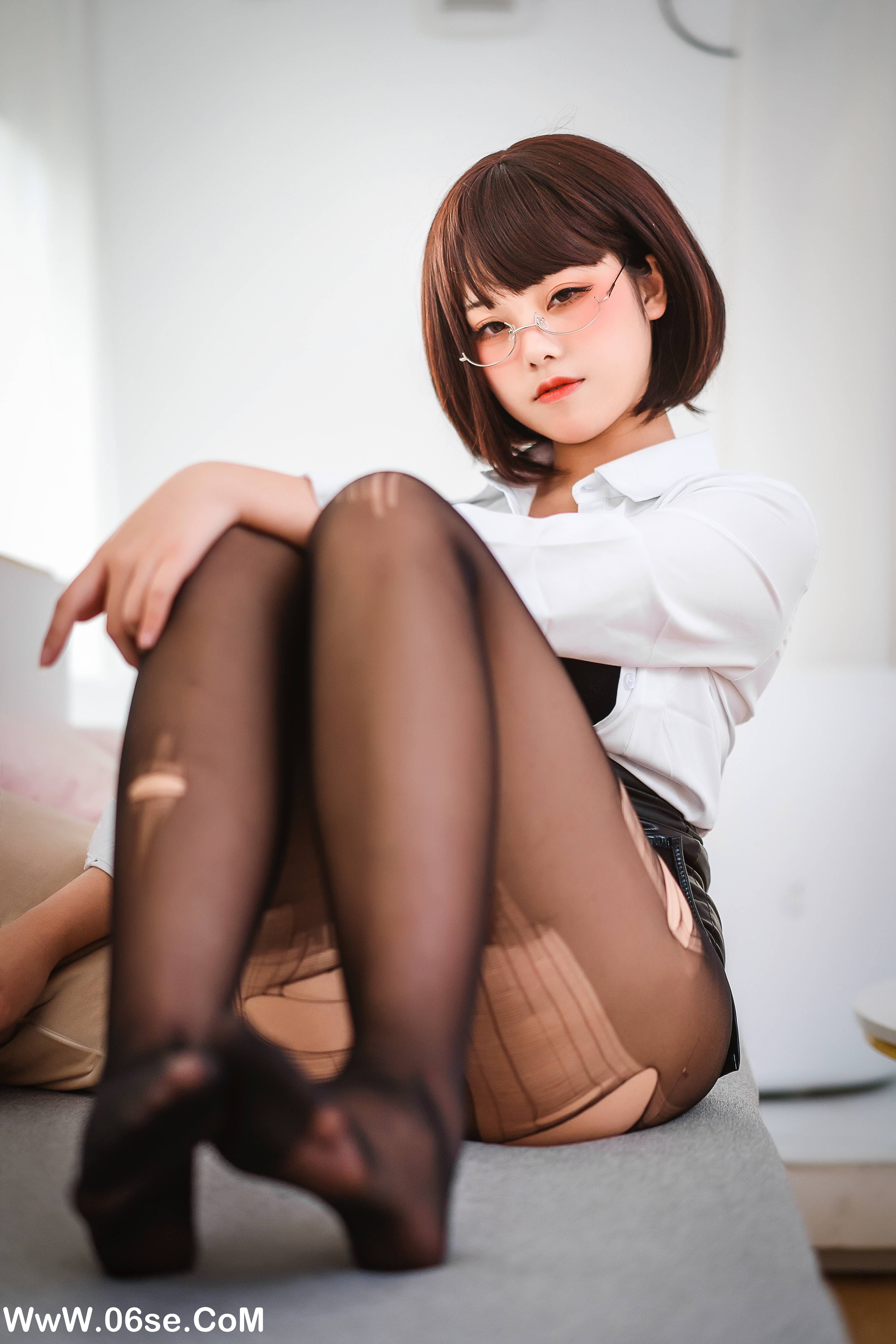 图片[22]-蜜汁猫裘 NO.057 – 醉OL [52P698M]-六色网