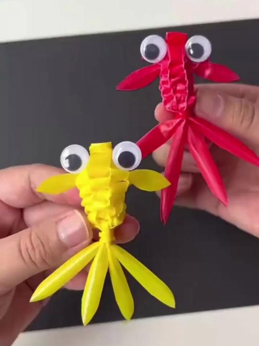 塑料管制作的小金鱼