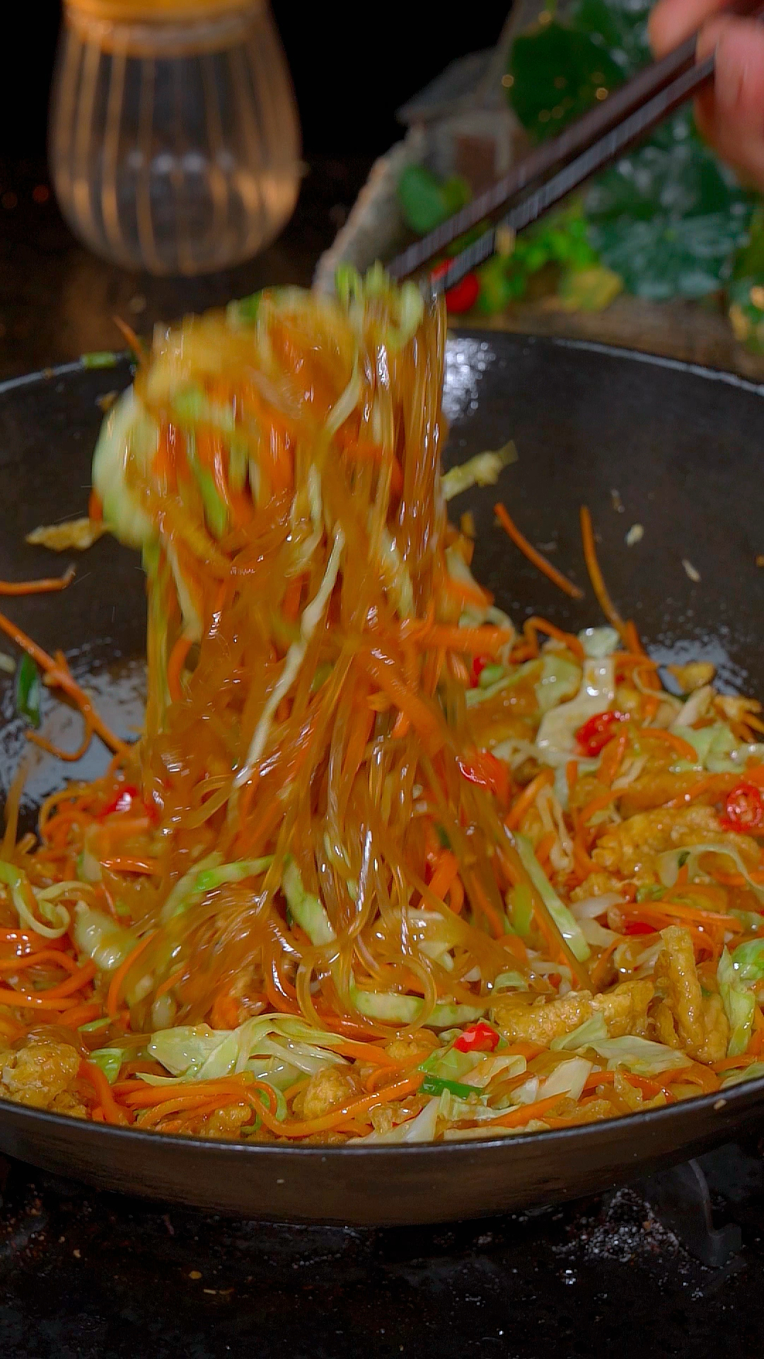 鸡蛋炒粉丝的家常做法